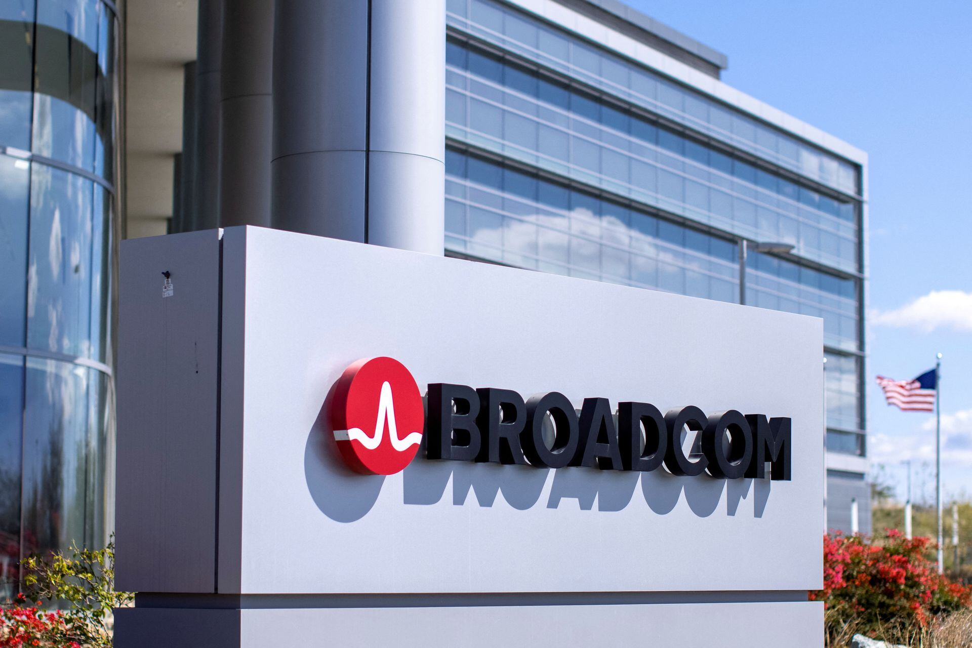 broadcom hq