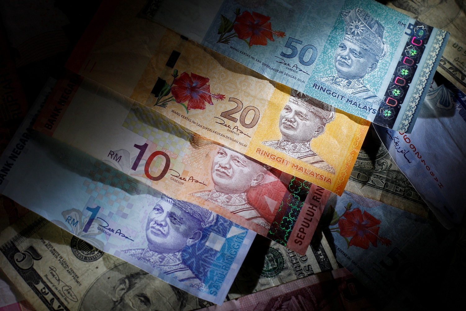 The last time the Malaysian ringgit fell below 4.8 to the US dollar was in 1998 during the Asian financial crisis. (Photo: Reuters)