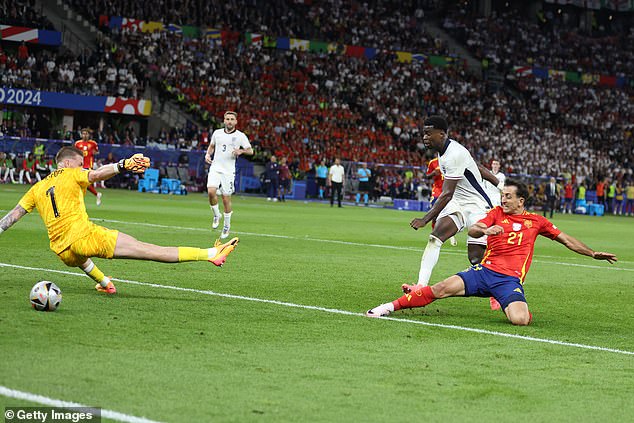 Oyarzabal (right) would seal victory in the 86th minute of the match, inflicting a heartbreaking defeat on England