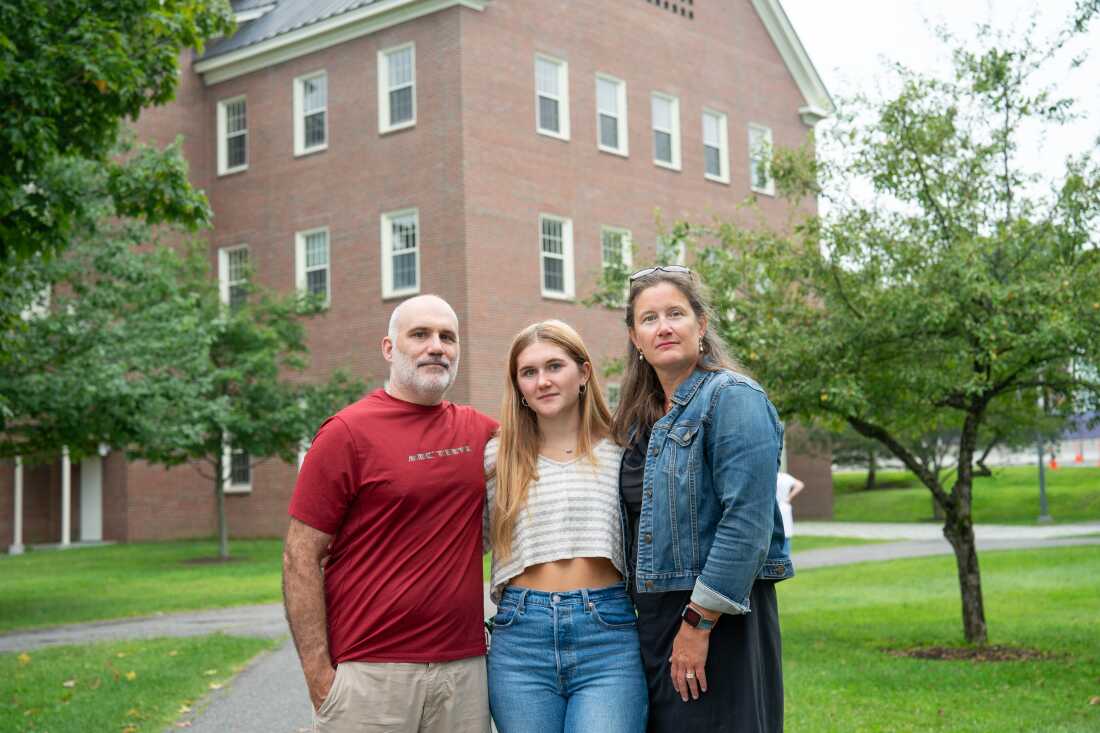 Ryan, Annie and Kate Paulson of Traverse City, Mich., visit Colby College for a campus tour.