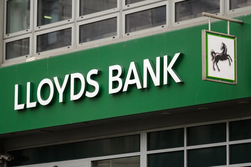 LONDON, ENGLAND - JANUARY 29: A general view of the exterior of a branch of the Lloyds bank chain on January 29, 2025 in London, England. Lloyds Banking Group has announced it will close 136 branches of its financial services between May 2025 and March 2026. The closures will affect Lloyds, Halifax and Bank of Scotland high street sites, as more customers migrate to online banking. (Photo by Leon Neal/Getty Images)