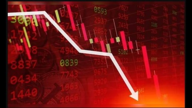 US Stock Market Crash LIVE: Dow Jones falls 230 points on negative GDP; Recession fears rise