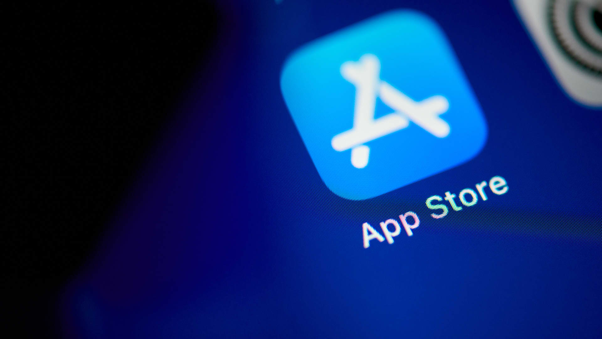 Under the EU's Digital Markets Act, Apple is required to allow developers to freely inform customers of alternative offers outside its App Store.