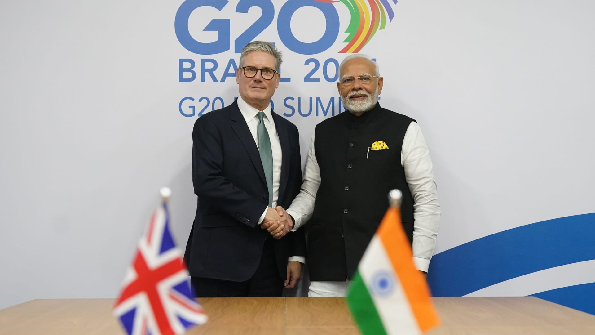 RIO DE JANEIRO, BRAZIL - NOVEMBER 18: UK Prime Minister Sir Keir Starmer (L) during a bilateral meeting with Prime Minister of India Narendra Modi as he attends the G20 summit at the Museum of Modern Art on November 18, 2024 in Rio de Janeiro, Brazil. Keir Starmer is attending his first G20 Summit since he was elected Prime Minister of the UK. He is expected to hold talks with President Xi Jinping of China, the first time a UK PM has done so for six years. (Photo by Stefan Rousseau - WPA Pool/Getty Images)