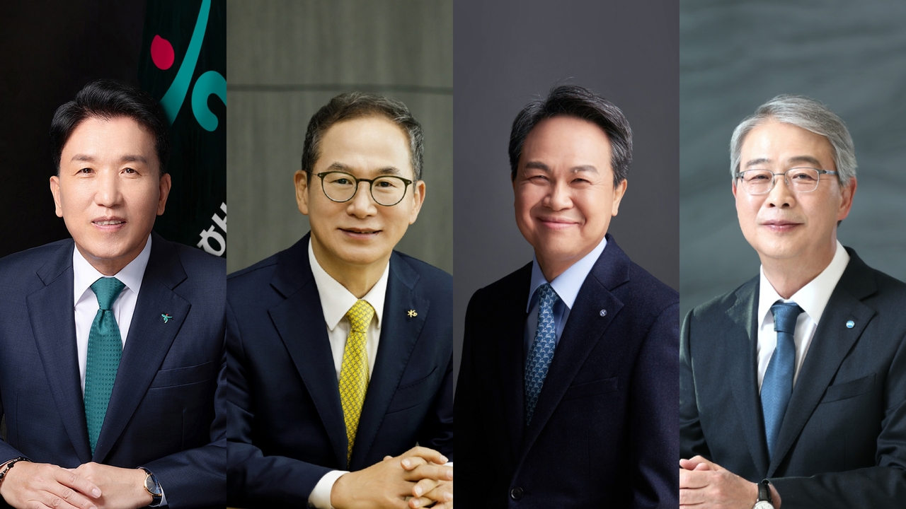 From left: Hana Financial Group CEO Ham Young-joo, KB Financial Group CEO Yang Jong-hee, Shinhan Financial Group CEO Jin Ok-dong and Woori Financial Group CEO Yim Jong-yong (Pictures courtesy of the respective companies)