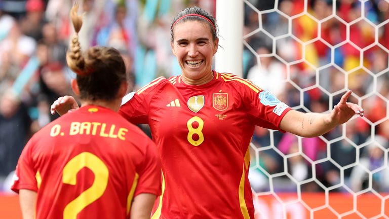 Mariona Caldentey celebrates after heading Spain in front against England