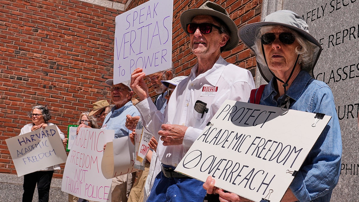 Trump courthouse protesters in favor of Harvard