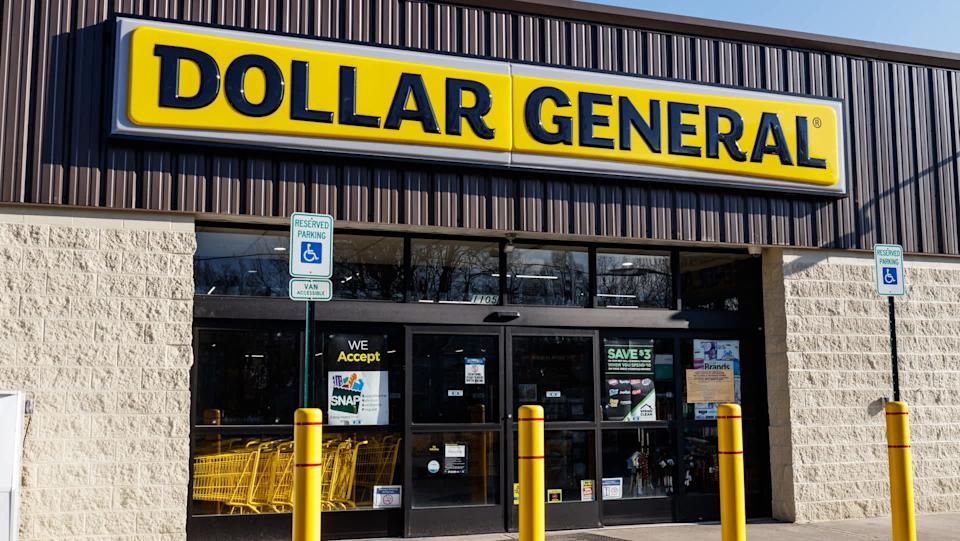 Dollar General stores are creating hyperspecific, real-time ads for shoppers using AI