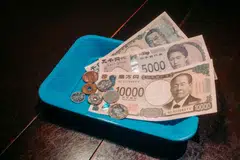 The yen inched up 0.3% to a one-week high of 162.88 against the US dollar.